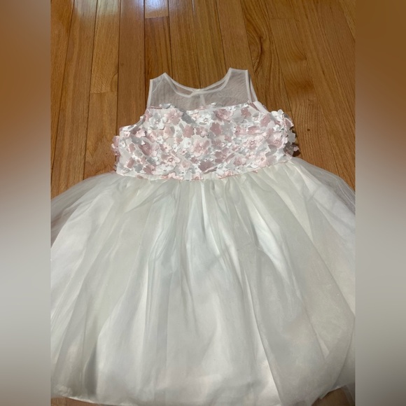 Pippa & Julie White and Pink Floral Kids Dress Size 5 - Picture 1 of 6